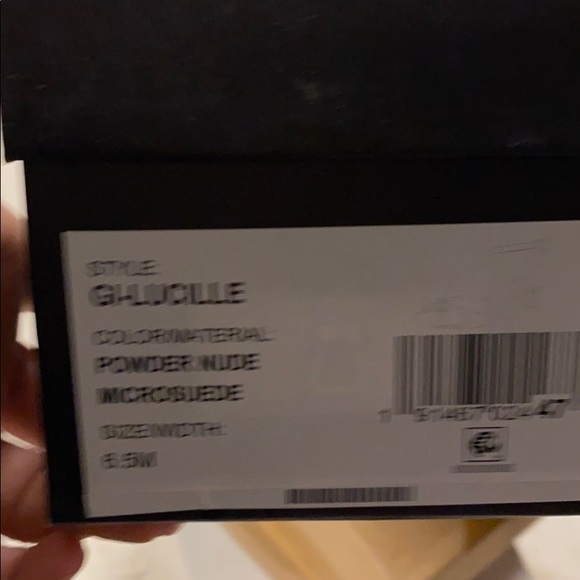 New G.I.L.I. Bow Front Sandals - Lucille - Picture 3 of 4